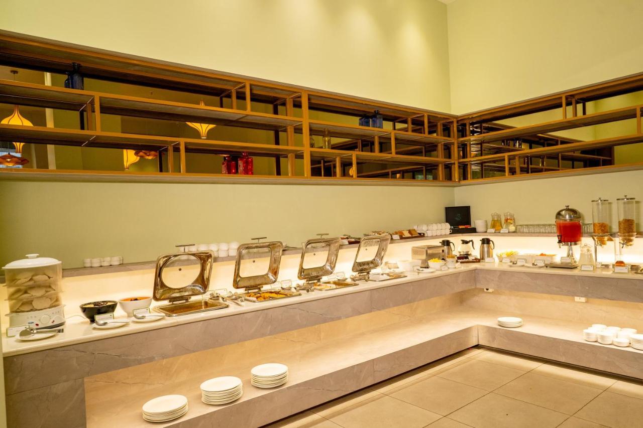 Tgi Ameya Grand Hotel Panaji Buitenkant foto